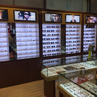 新视界眼镜店 龙之梦上海书城二楼的清晰之选